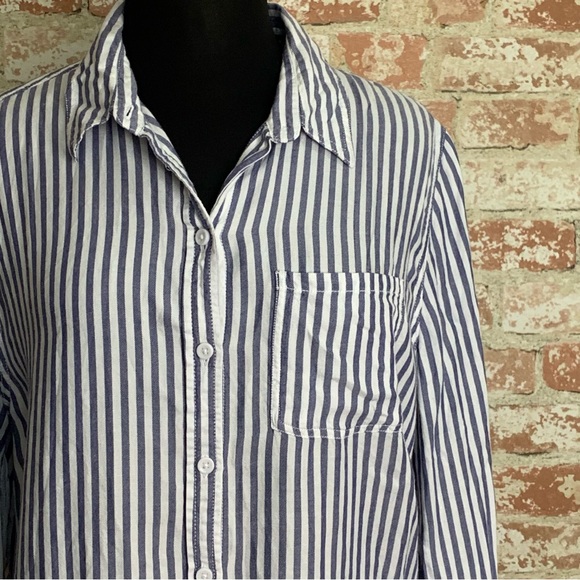 BEACHLUNCHLOUNGE Blue Striped Blouse Large Buttondown - Picture 4 of 11